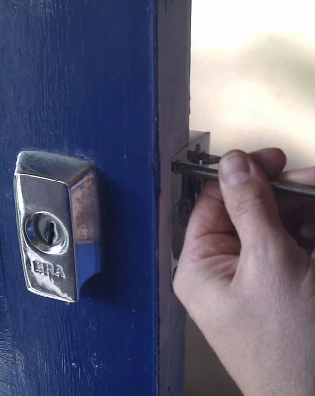 Lock Locksmith Tech Indianapolis, IN 317-975-2288 Lock Locksmith Tech Indianapolis, IN 317-975-2288 - locksmith-service