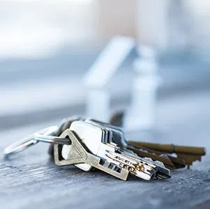 Lock Locksmith Tech Indianapolis, IN 317-975-2288 - residential-locksmith-service